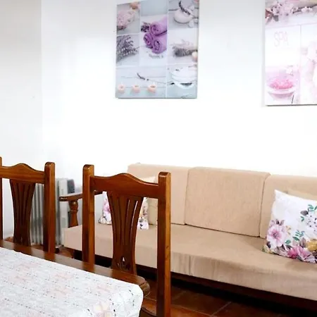 Charming With Terrace In Silos 40 M² *
