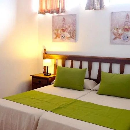 Apartment Charming With Terrace In Silos 40 M² Los Silos